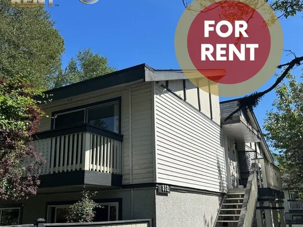912 Premier St #54, North Vancouver, BC V7J 2H1