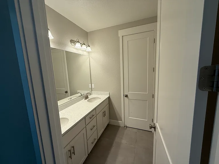 1564 Nightfall Ln — Photo 5