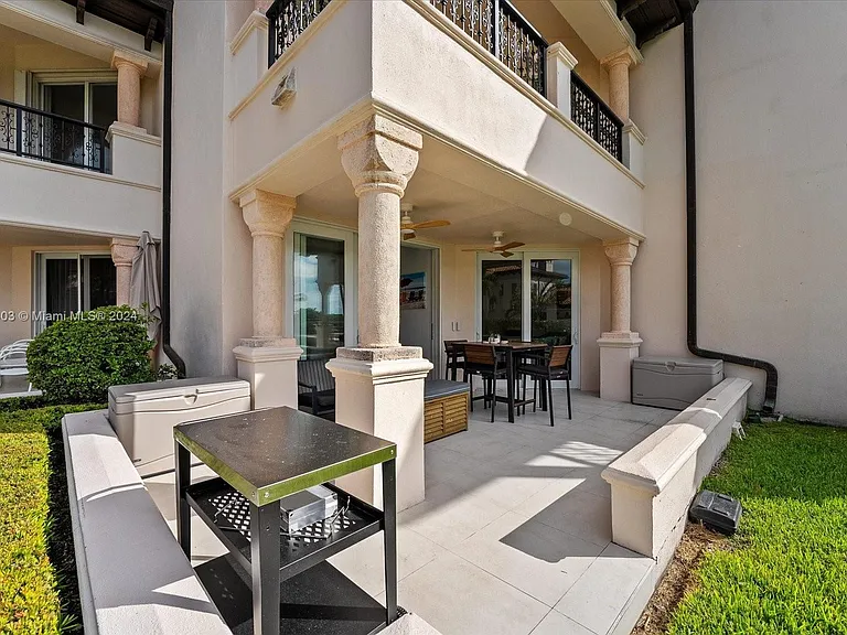 15713 Fisher Island Dr #15713 — Photo 34