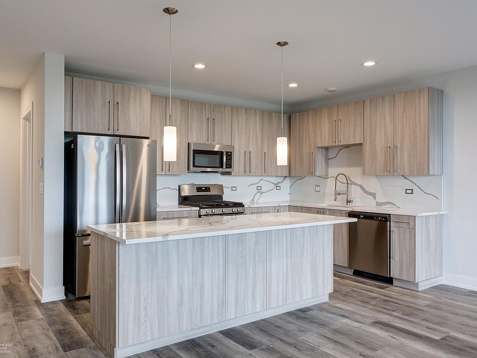 1st image of 2942 W North Ave #4C