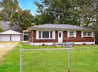 6624 Kenmore Ave, Louisville, KY 40216