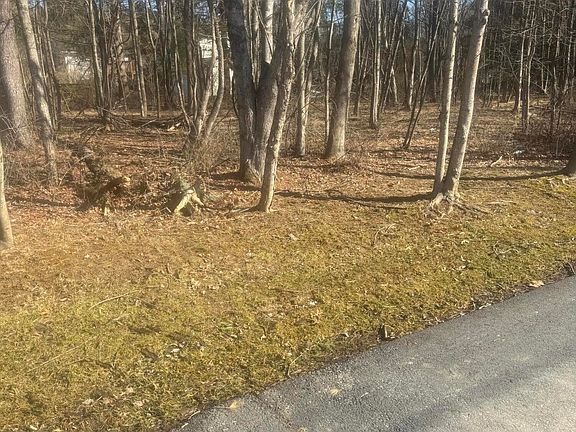 4th image of B14 Walnut Rd #B