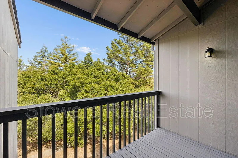 3 bed, 2.5 bath, 1338 sqft, $3,495 — Photo 4