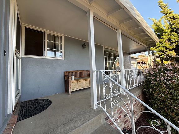 3rd image of 4806 Lodi Way