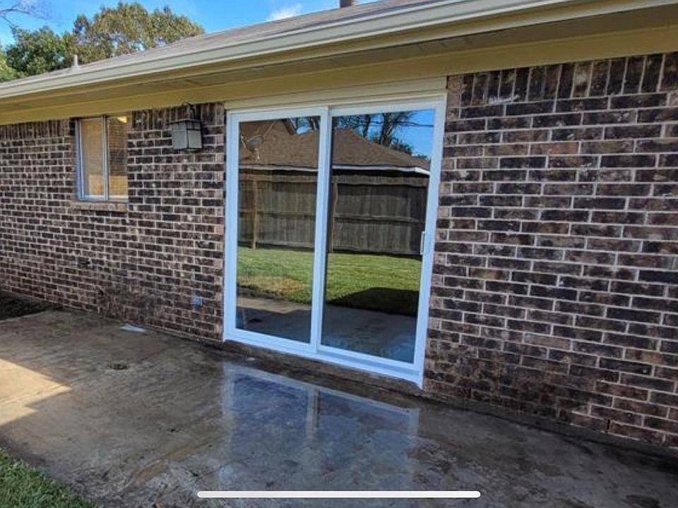 1st image of 3010 Stacy Ln