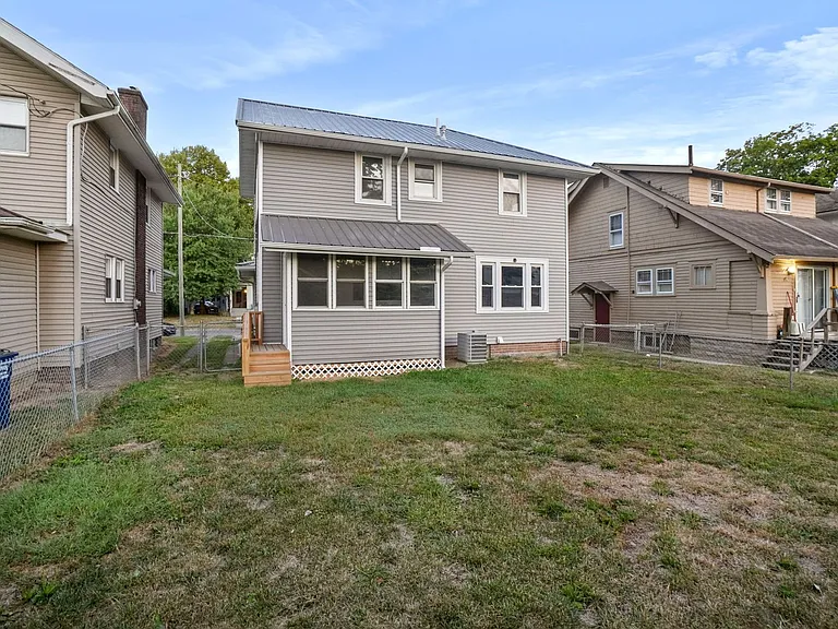 112 Linden Ave — Photo 23