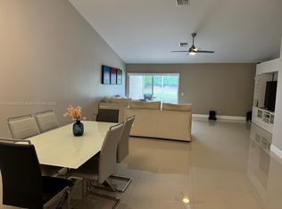 2044 Andromeda Ln, Weston, FL 33327