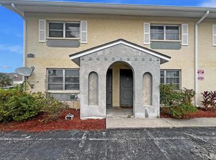 6635 Warwick Cir APT 1, Fort Myers, FL 33919
