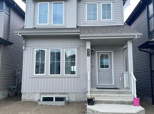 436 29th St NW, Edmonton, AB T6T2H3