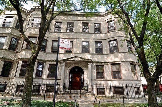 1st image of 3844 N Sheffield Ave #304