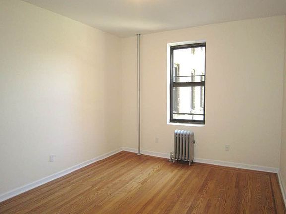 4th image of 15 Sheridan Sq APT 3E