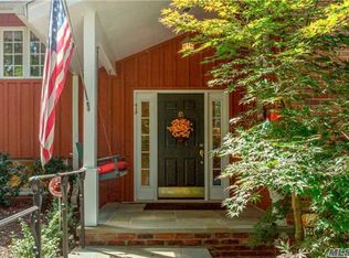 185 Vineyard Rd, Huntington, NY 11743