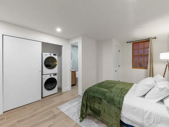 10 Hausman Street image 10 of 30