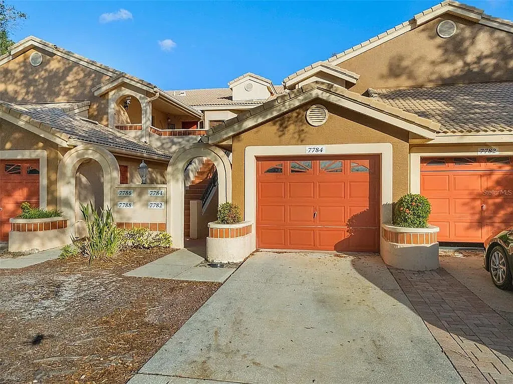 7784 Sugar Bend Dr — Photo 1