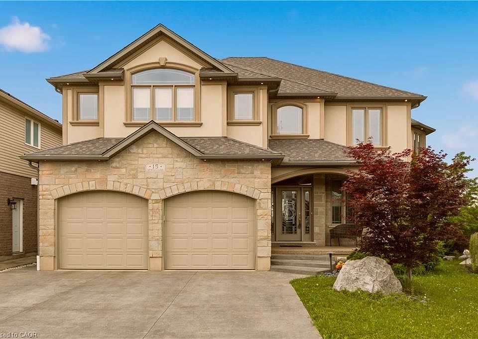 1st image of 15 McWilliams Ct
