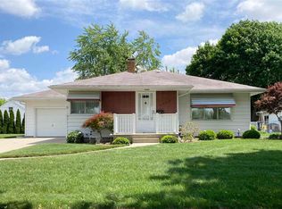 2203 S Grant St, Bay City, MI 48708