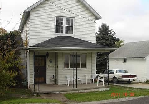 835 Meadow Ave