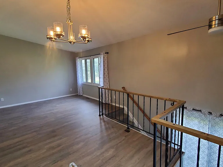 7616 Maplebrook Pkwy N — Photo 5