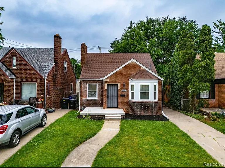 10609 Stratman St — Photo 13