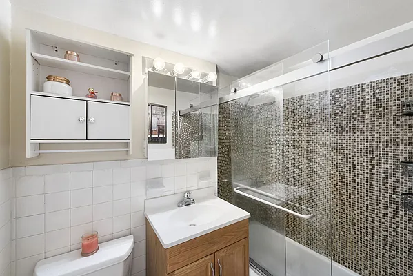 Sold by Compass | media 5