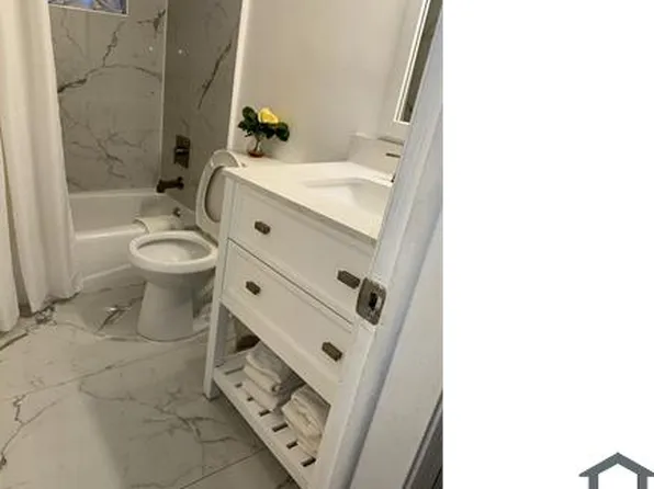 1270 SW 11th Ave #B, Deerfield Beach, FL 33441