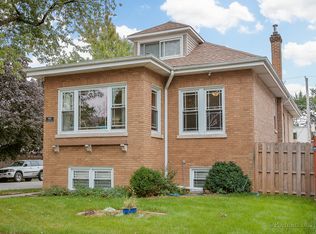 5901 W Eastwood Ave, Chicago, IL 60630