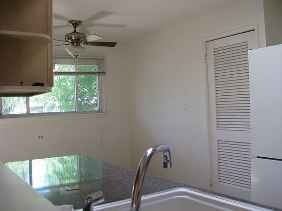 4th image of 1113 Janet Ave