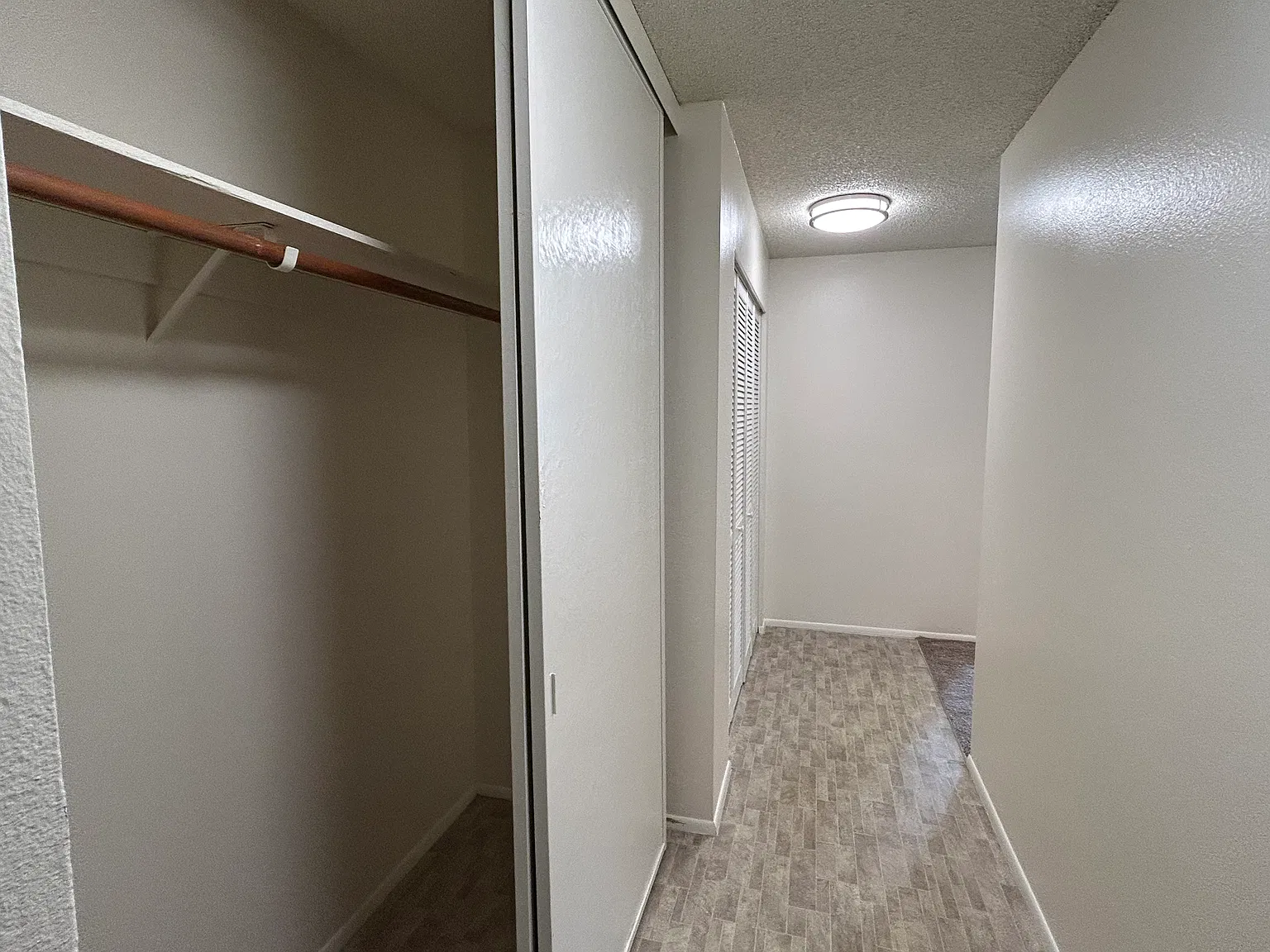 2 bed, 1100 sqft, $3,375 — Photo 4