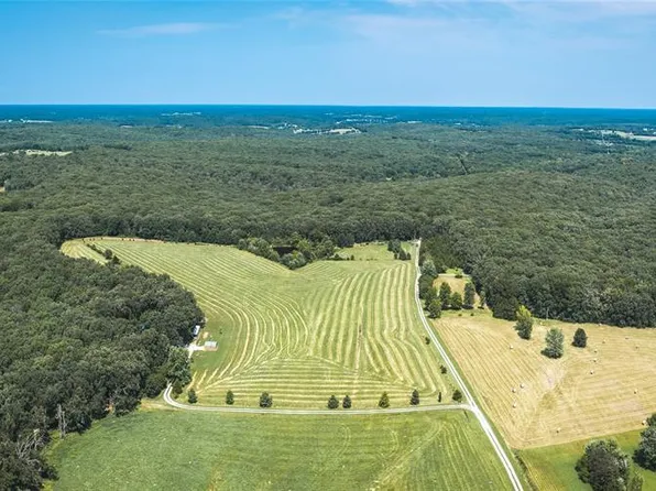 4347 Licklider Rd, Cuba, MO 65453