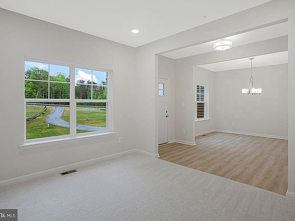 4th image of 101 Kinsey Dr