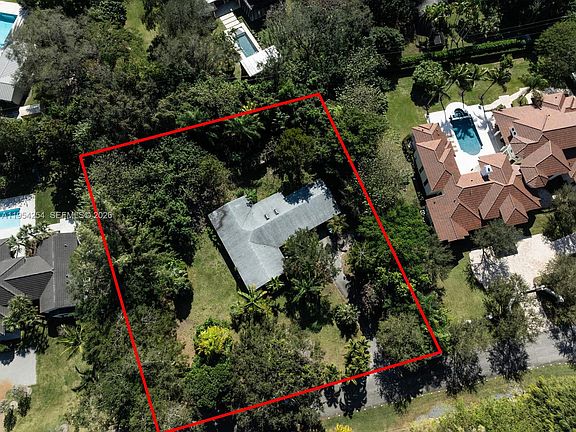 2nd image of 9300 SW 116th St