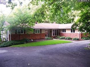 9711 Deerfield Pl, Willoughby, OH 44094