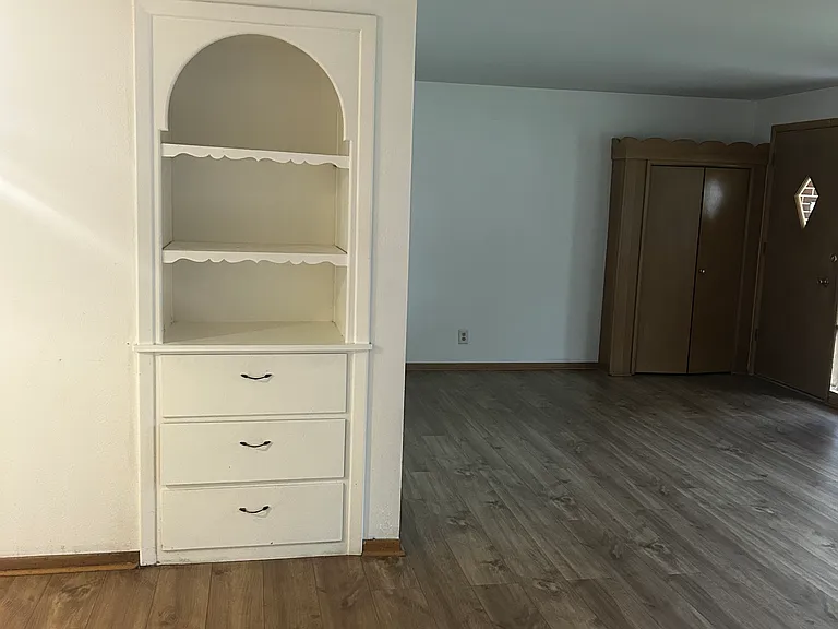 1731 Jewel Dr — Photo 7