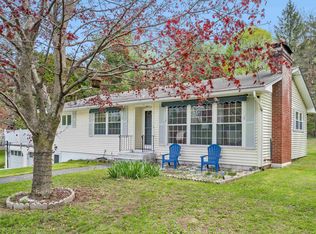 1 Sparrow Dr, Barre, VT 05641