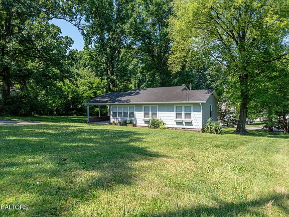 2nd image of 609 Watkins Rd
