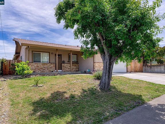 2nd image of 149 Lomita Ave