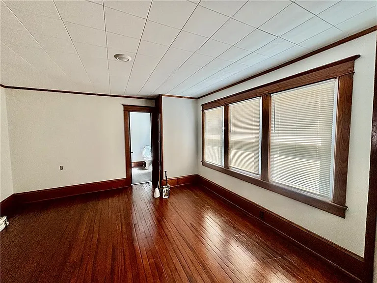 2960 William Penn Hwy — Photo 5