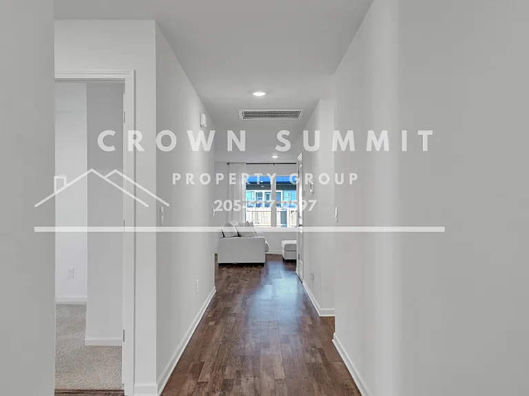 1758 Dixon Cir — Photo 10