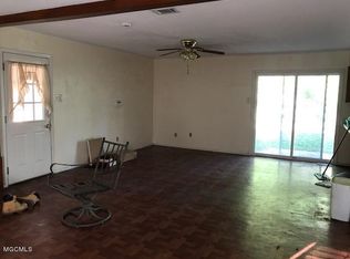 11305 Brushy Ln, Vancleave, MS 39565