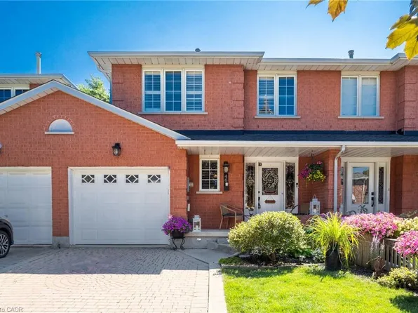 46 Chelsea Cres, Hamilton, ON L8E 5R7