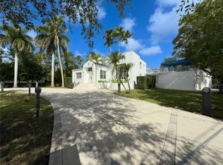 8390 SW 94th St, Miami, FL 33156