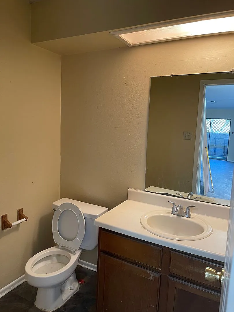 New Rental Listing — Photo 4