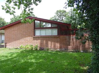 6818 Roos Rd, Houston, TX 77074