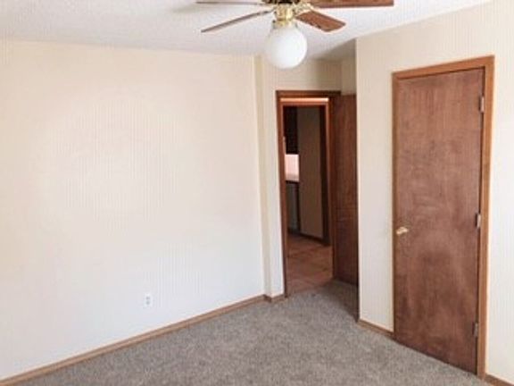 4th image of 805 E Redbud Ave
