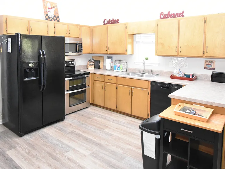 218 S Lake Forest Dr — Photo 5
