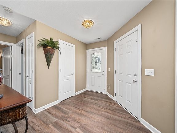3rd image of 39 Woodgate Ln #101