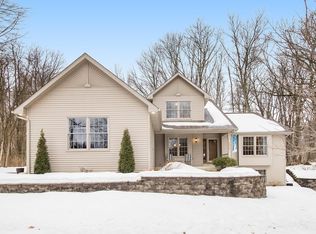 4575 Walkers Ridge Rd, Kalamazoo, MI 49009