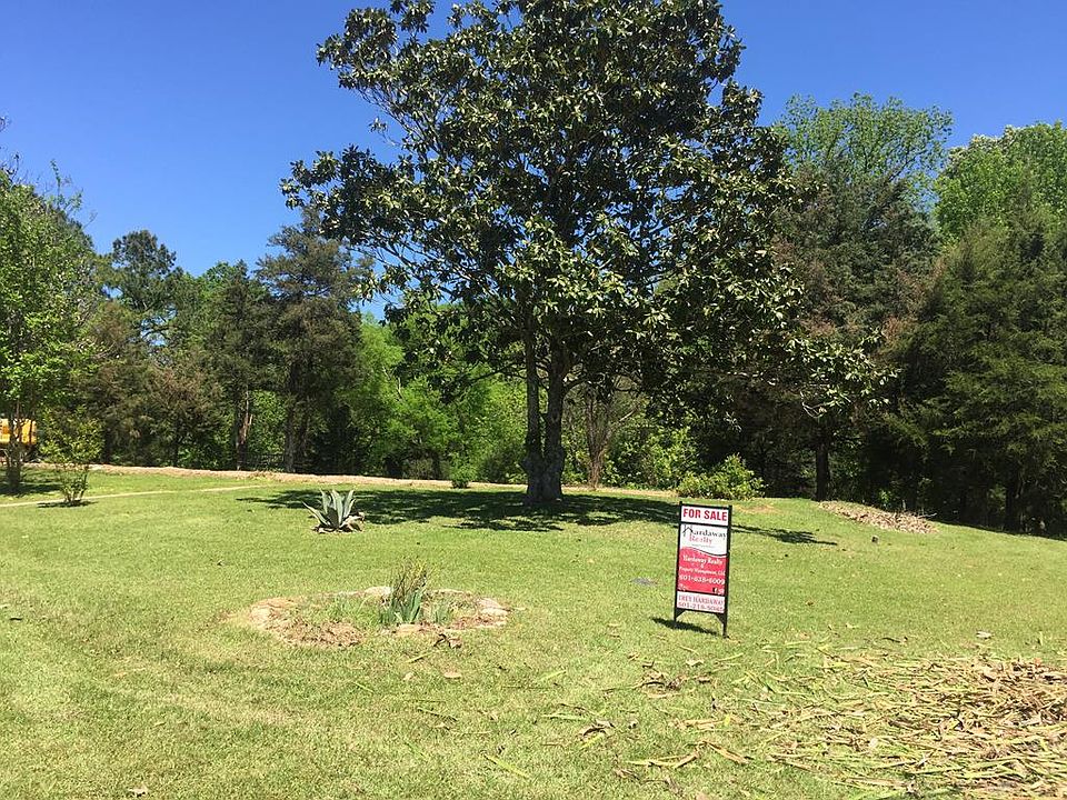 1st image of 100 Tower Dr