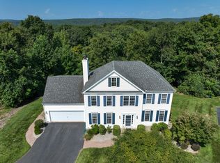 11 Hawthorne Ct, Higganum, CT 06441