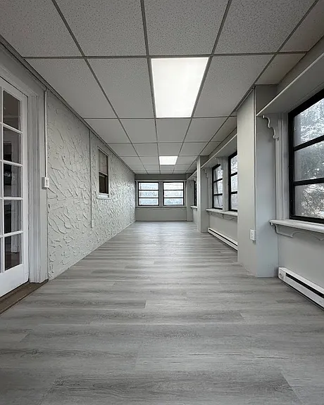 124 E 7th St #3 — Photo 10